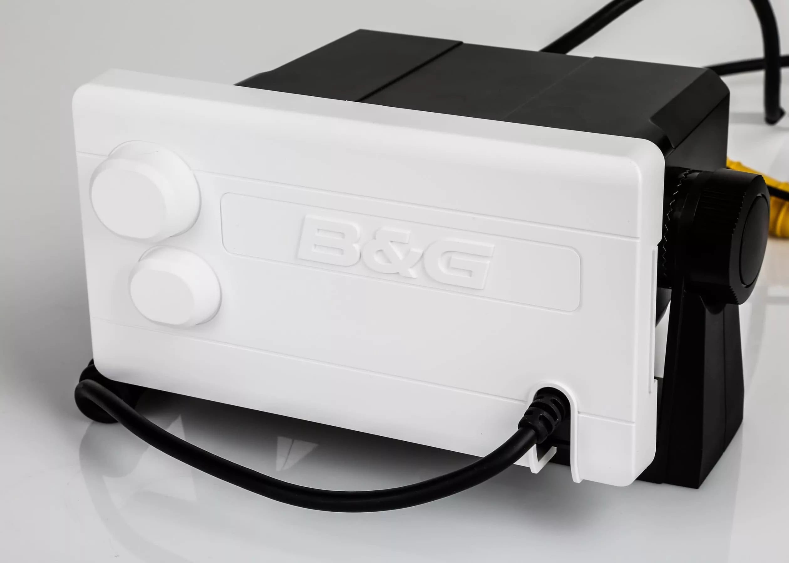 B&amp;G fixed mount class D DSC VHF radio - image 8