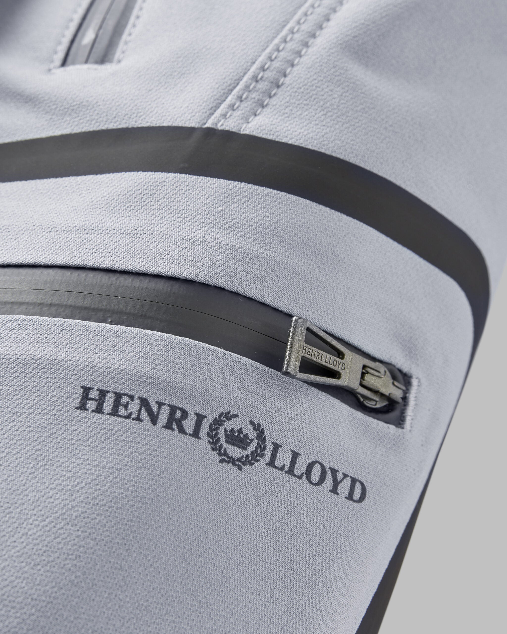 A241152002_TITANIUM_4