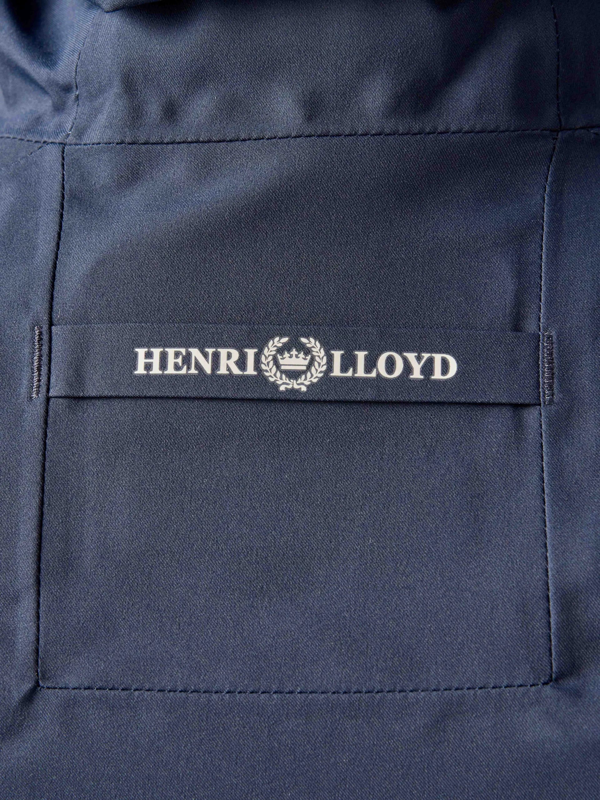 680_9c9305af09-a221251001_602_f8-original