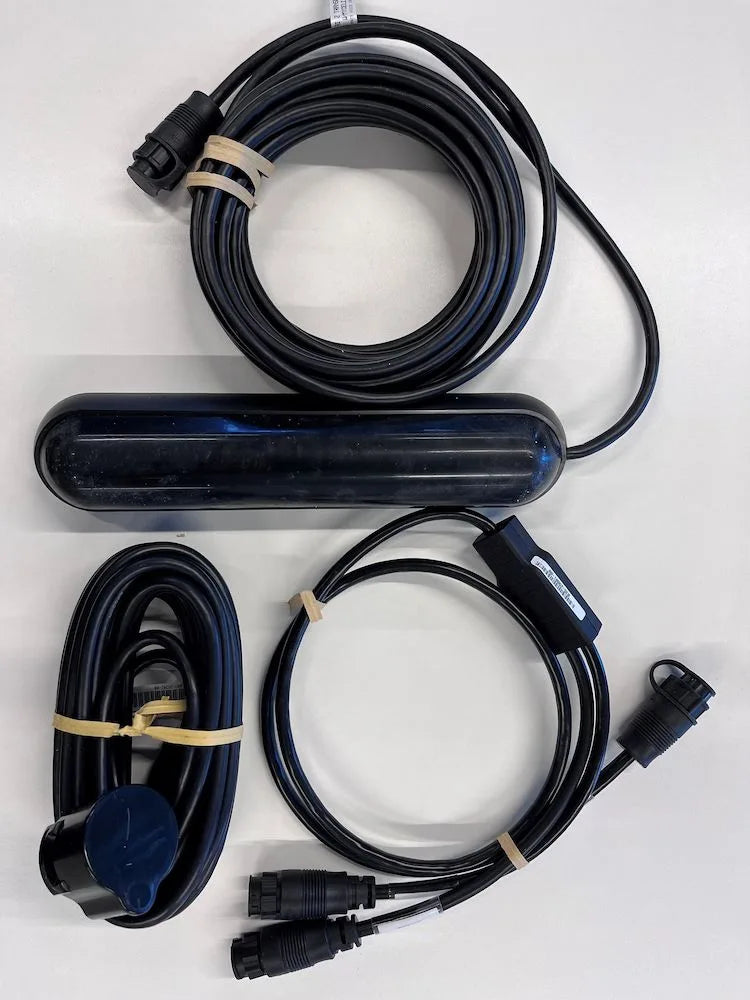 Navico Active Imaging 2-in-1 with 83/200 POD and Y-cable
