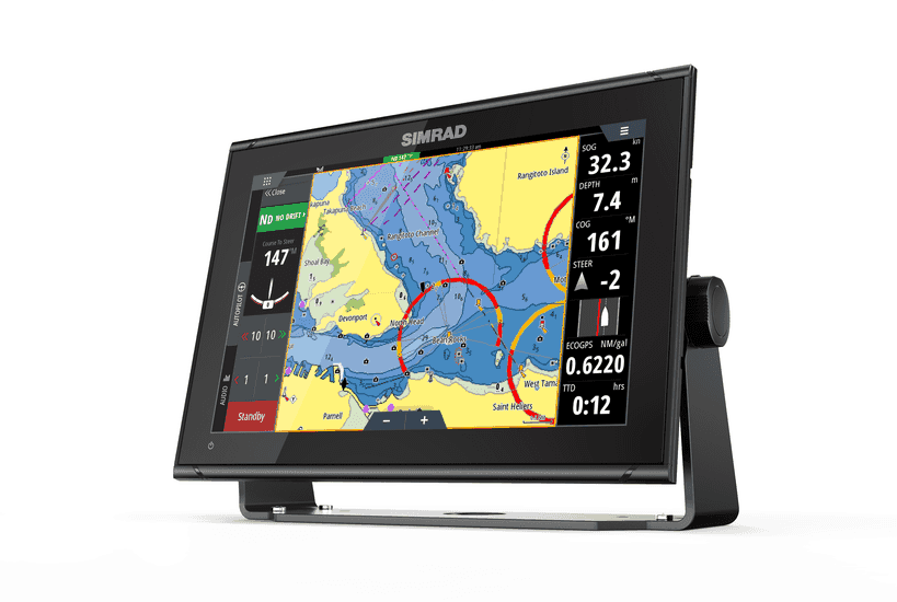 Simrad 12-inch chartplotter and radar display with Broadband 4G™ radar and TotalScan™ transducer - image 4