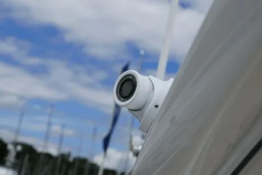 Telecamera Navico con infrarossi rossi per condizioni di scarsa luminosità - immagine 4